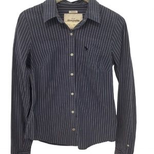 Abercrombie & Fitch women’s fitted long sleeved collared shirt, medium